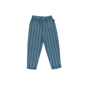 Blue trousers with darker blue stripes. Made with 100% organic cotton. It has an elastic waistband. Made by Monkind