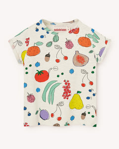 Off-white t-shirt with colourful vegetable and fruits all-over print. It has a folded cuffs.. Made by Nadadelazos.